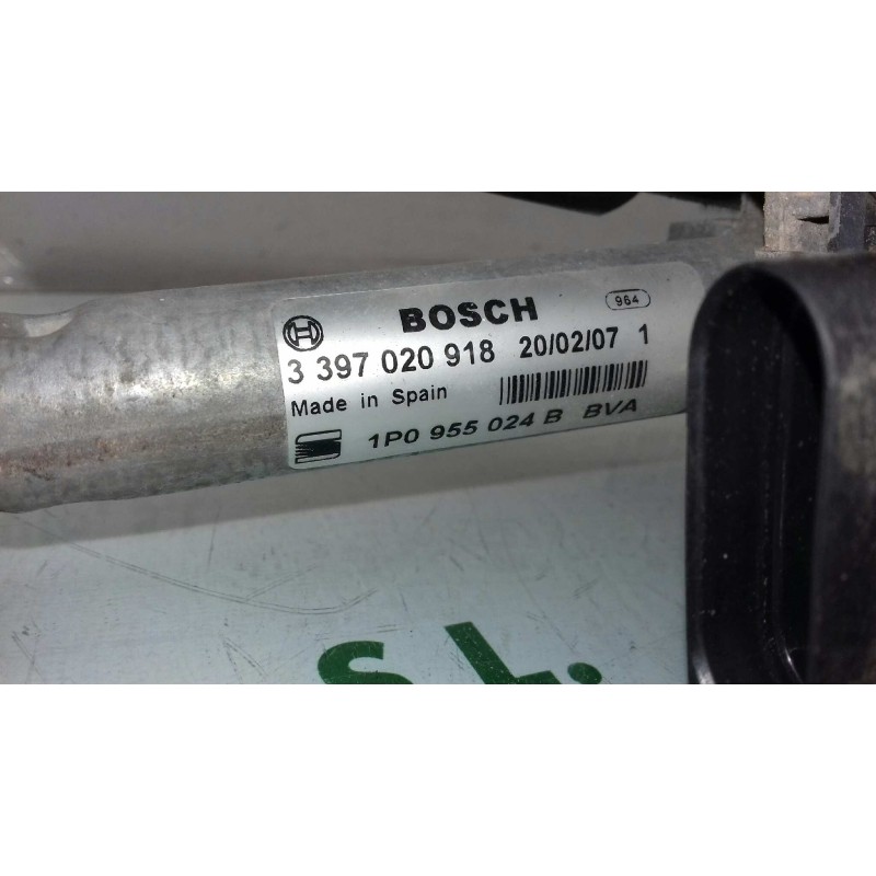 Recambio de motor limpia delantero para seat leon (1p1) reference referencia OEM IAM 1P0955120A 1P0955024B DERECHO