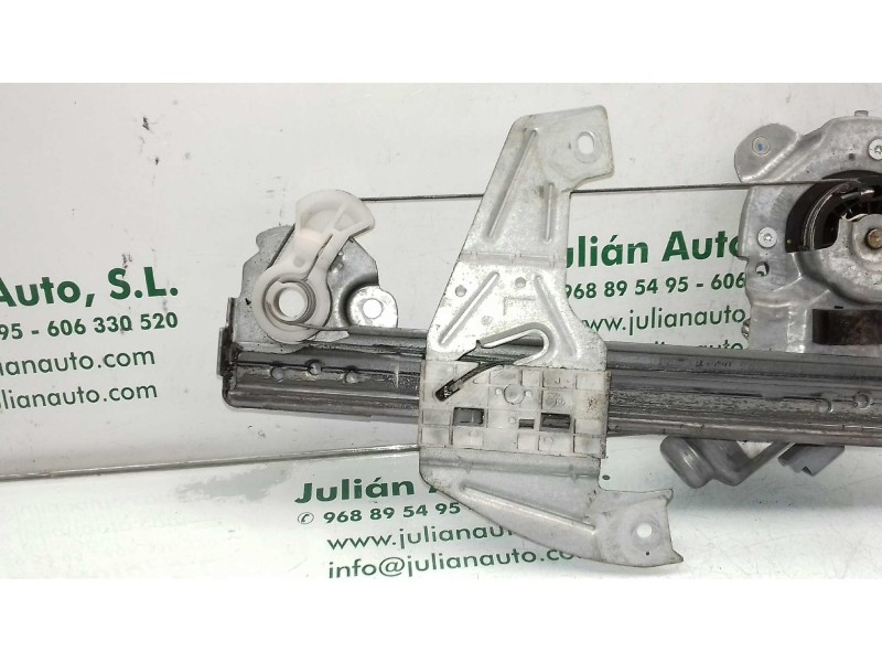 Recambio de elevalunas delantero izquierdo para peugeot 107 urban referencia OEM IAM 698200H020  ELECTRICO