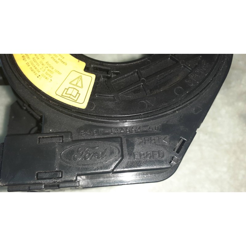 Recambio de anillo airbag para ford fiesta (ccn) black edition referencia OEM IAM 8A6T14A664AD 8A6T14A664 CONECTOR 7 PINES