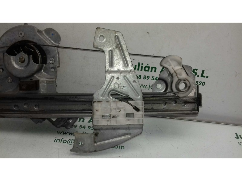 Recambio de elevalunas delantero derecho para peugeot 107 urban referencia OEM IAM 118670RH  ELECTRICO