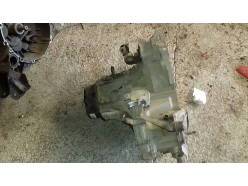 Recambio de caja cambios para mazda 323 berl. f/s (bj) 2.0 td f comfort referencia OEM IAM RF4F  