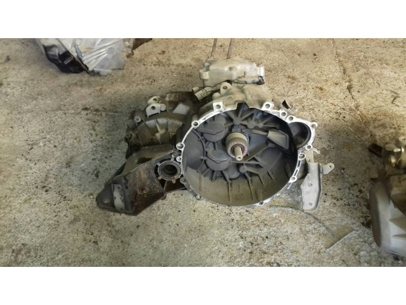 Recambio de caja cambios para volvo s40 berlina 1.8 evolution referencia OEM IAM T101173  