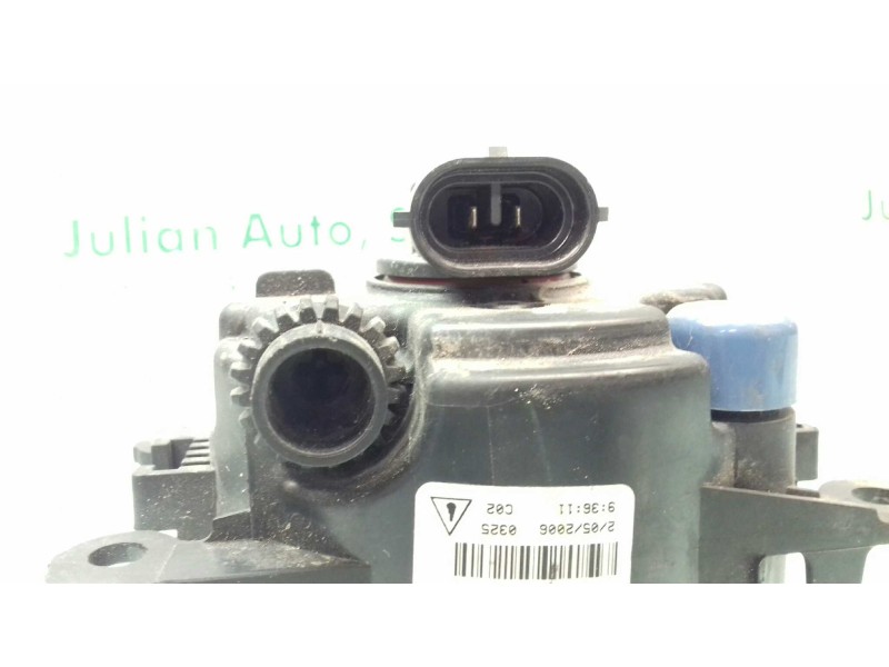 Recambio de faro antiniebla izquierdo para renault megane ii berlina 5p dynamique referencia OEM IAM 8200074008 89202501 8921009