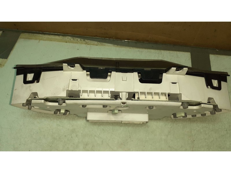 Recambio de cuadro instrumentos para ford focus berlina (cak) ambiente referencia OEM IAM 98AP10841BC  VISTEON