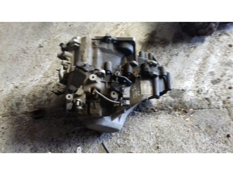 Recambio de caja cambios para volvo s40 berlina 1.9 d+ (85kw) referencia OEM IAM T154582  