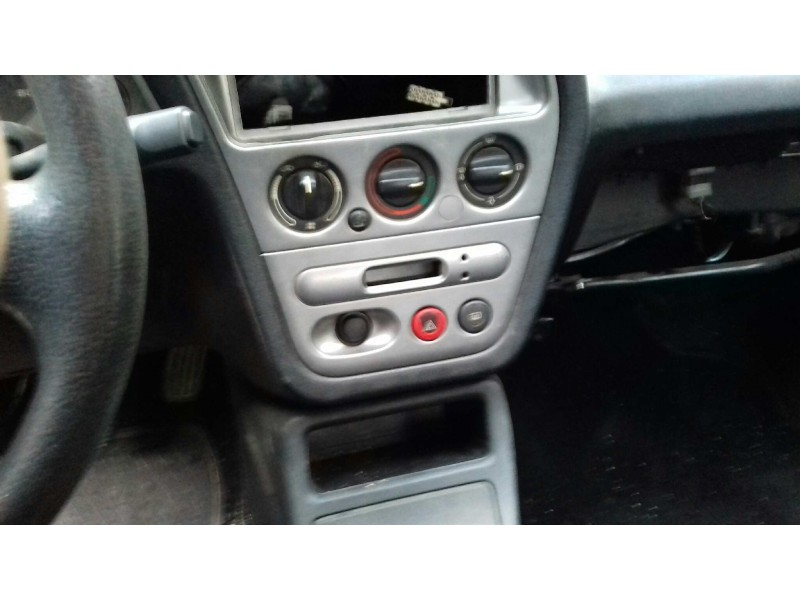 peugeot 306 berlina 3/4/5 puertas (s2) del año 2000