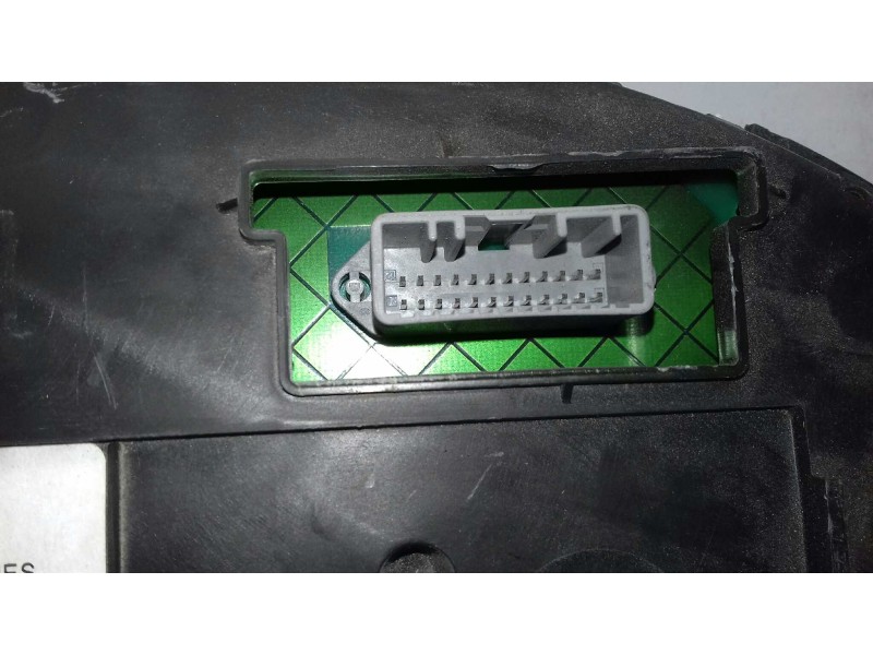 Recambio de cuadro instrumentos para renault clio iii confort dynamique referencia OEM IAM 8201060310 7DLB010739 VISTEON