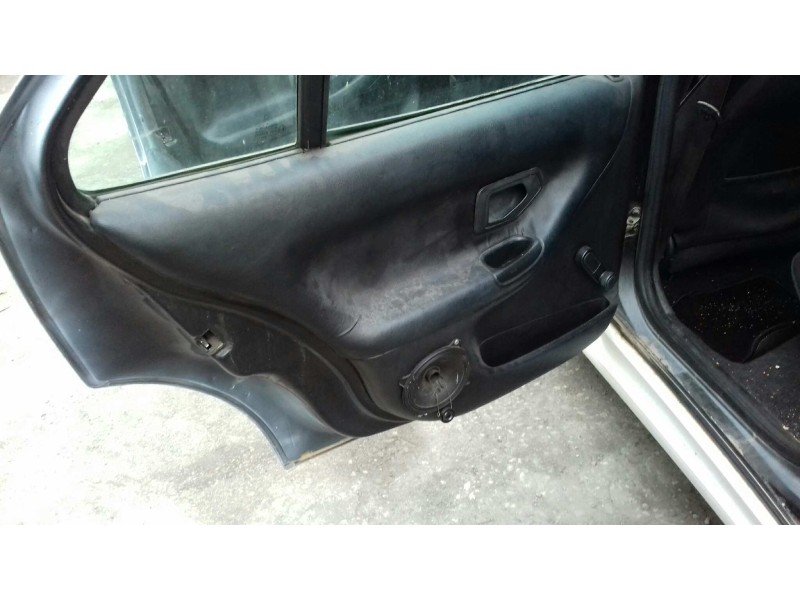 peugeot 306 berlina 3/4/5 puertas (s2) del año 2000