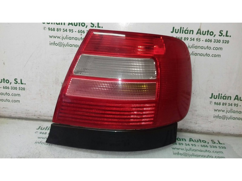 Recambio de piloto trasero derecho para audi a4 berlina (b5) 1.8 referencia OEM IAM   