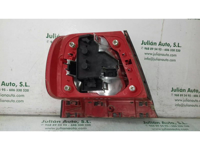 Recambio de piloto trasero derecho para audi a4 berlina (b5) 1.8 referencia OEM IAM   