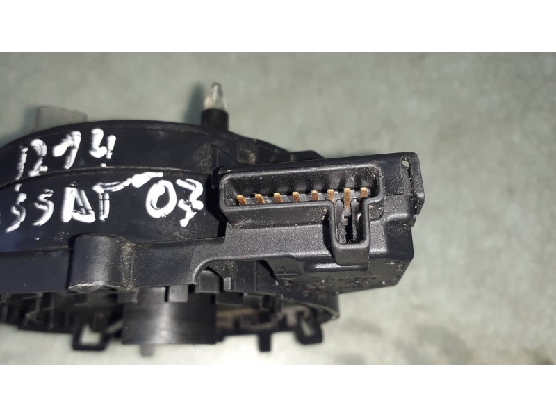 Recambio de anillo airbag para volkswagen passat variant (3c5) edition referencia OEM IAM 3C0959653B 684960 616045 Recambio de anillo airbag para volkswagen passat variant (3c5) edition referencia OEM IAM 3C0959653B 684960 616045
