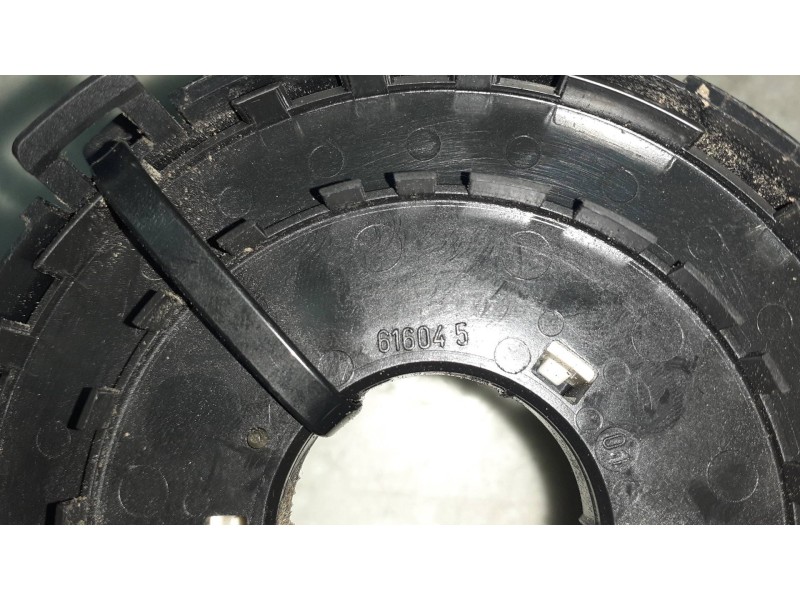 Recambio de anillo airbag para volkswagen passat variant (3c5) edition referencia OEM IAM 3C0959653B 684960 616045 Recambio de anillo airbag para volkswagen passat variant (3c5) edition referencia OEM IAM 3C0959653B 684960 616045