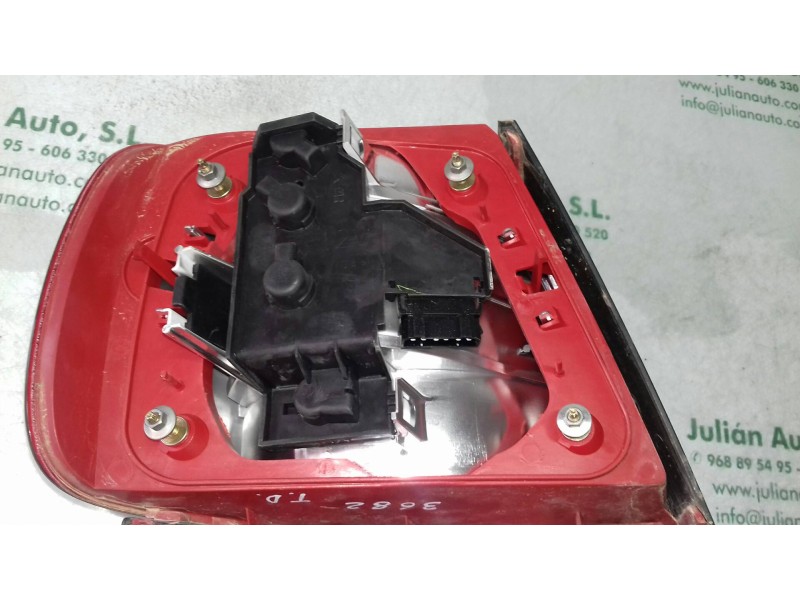 Recambio de piloto trasero derecho para audi a4 berlina (b5) 1.8 referencia OEM IAM   