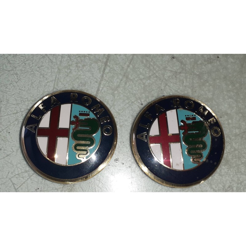 Recambio de tapacubos para alfa romeo 147 (190) 1.9 jtd 120 collezione referencia OEM IAM C403  2 TAPAS