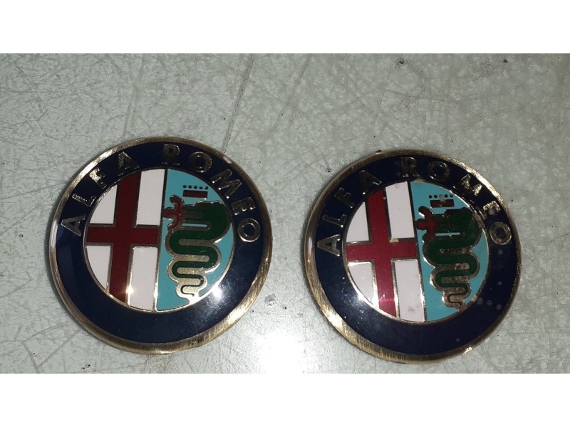 Recambio de tapacubos para alfa romeo 147 (190) 1.9 jtd 120 collezione referencia OEM IAM C403  2 TAPAS