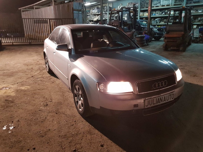audi a4 berlina (8e) del año 2004