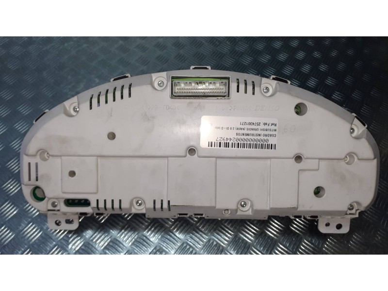 Recambio de cuadro instrumentos para mitsubishi grandis (na0w) 2.0 di-d inform referencia OEM IAM 2574301271  8100A197