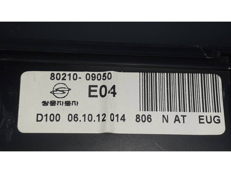 Recambio de cuadro instrumentos para ssangyong kyron 200 xdi premium 4wd referencia OEM IAM 8021009050  