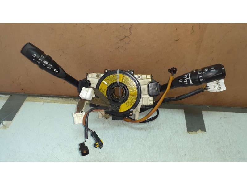 Recambio de mando luces para ssangyong kyron 200 xdi premium 4wd referencia OEM IAM 8590009202  