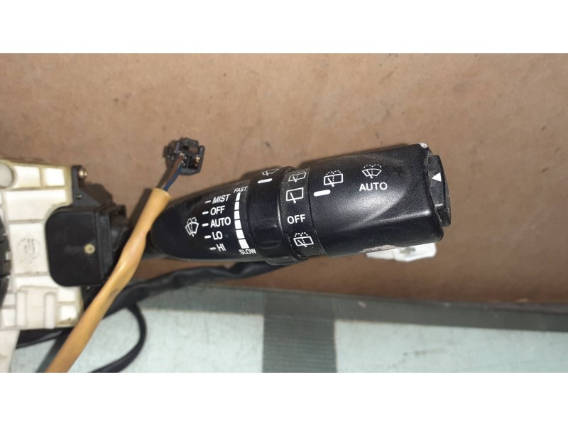 Recambio de mando luces para ssangyong kyron 200 xdi premium 4wd referencia OEM IAM 8590009202  