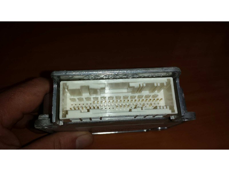 Recambio de centralita airbag para kia sorento 2.5 crdi ex referencia OEM IAM 959103E200 5WK43245 
