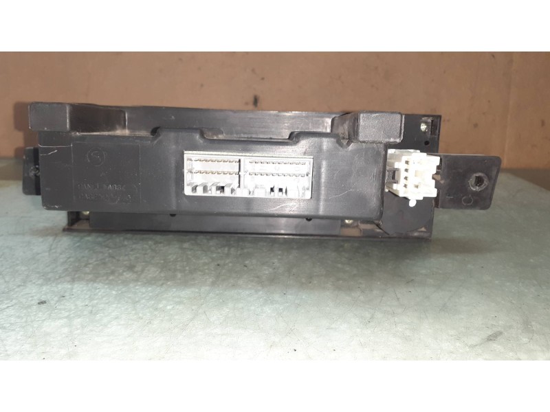 Recambio de mando climatizador para ssangyong kyron 200 xdi premium 4wd referencia OEM IAM 6670009020 6J09104 