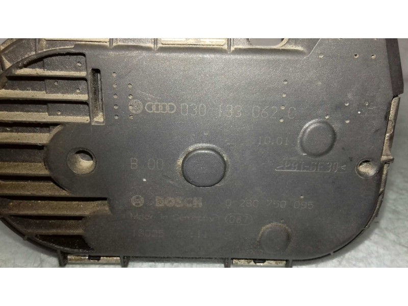 Recambio de caja mariposa para seat ibiza (6k1) signo referencia OEM IAM 030133062C 0280750095 BOSCH