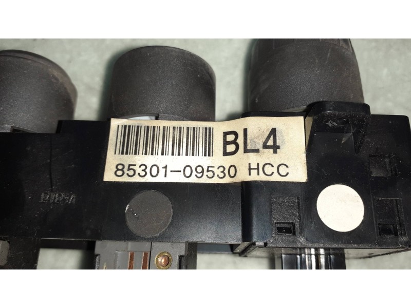 Recambio de mando multifuncion para ssangyong kyron 200 xdi premium 4wd referencia OEM IAM 8530109530  