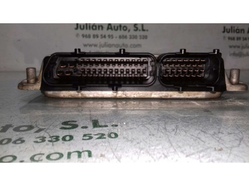 Recambio de centralita motor uce para seat ibiza (6k1) signo referencia OEM IAM 6K0906032AC 0261207228 BOSCH