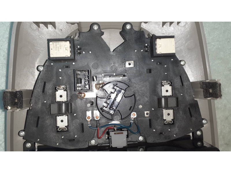 Recambio de luz interior para ssangyong kyron 200 xdi premium 4wd referencia OEM IAM 776607009100  