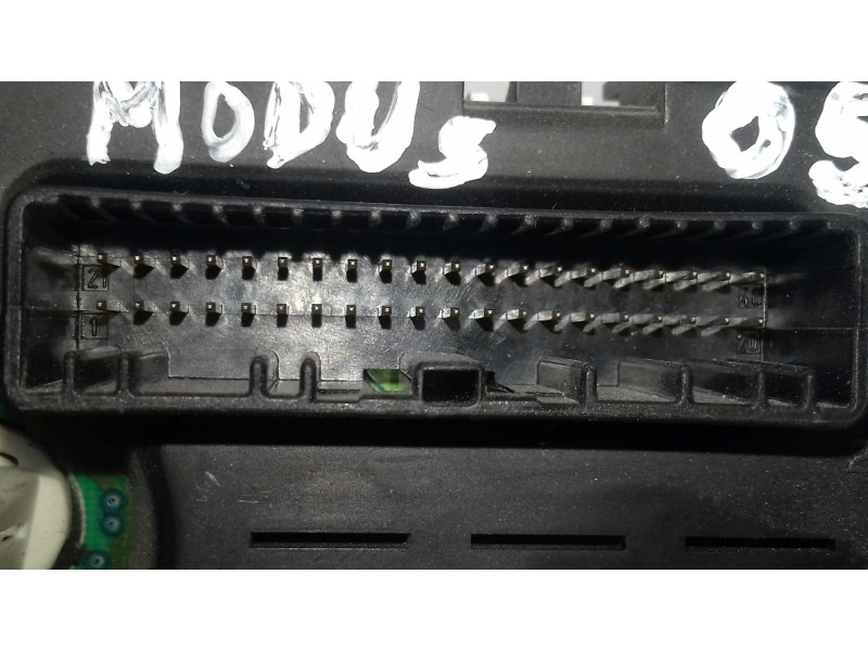 Recambio de cuadro instrumentos para renault modus confort dynamique referencia OEM IAM P8200418023D 8200418023D JOHNSON CONTROL