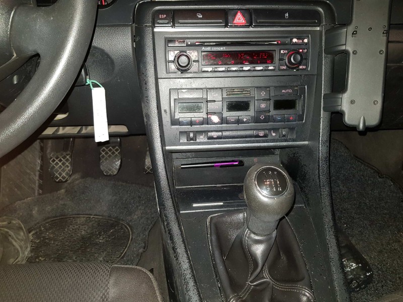 audi a4 berlina (8e) del año 2004