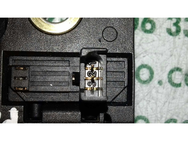 Recambio de cerradura maletero / porton para seat ibiza (6k1) signo referencia OEM IAM 6K6827505A  3 PINES