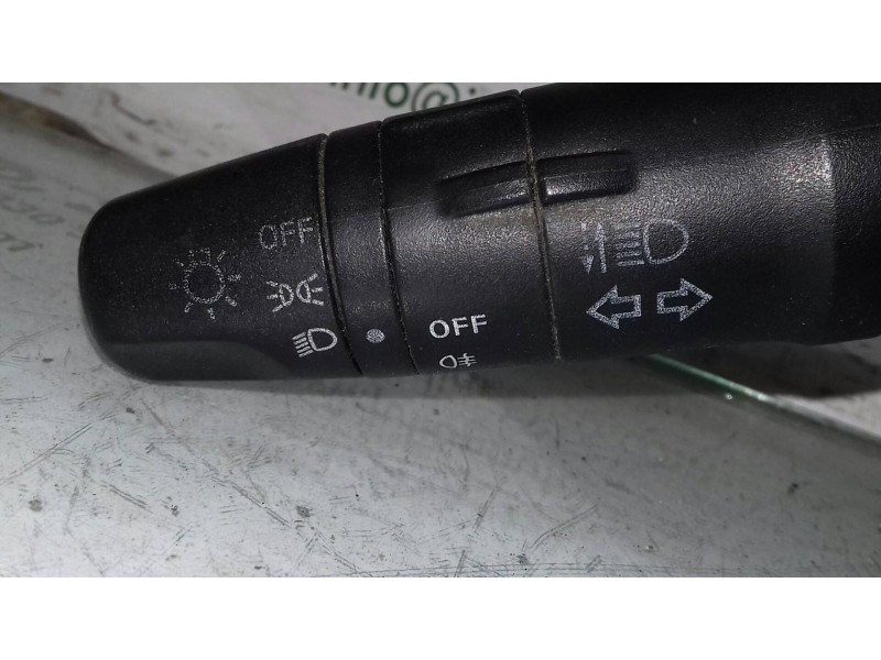 Recambio de mando luces para nissan x-trail (t31) le referencia OEM IAM 14425  