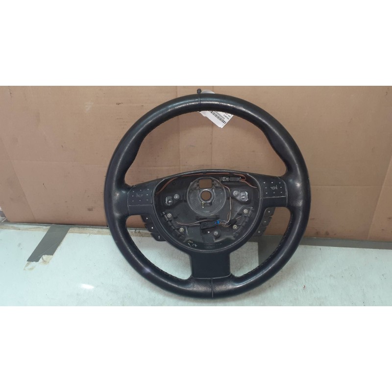 Recambio de volante para opel corsa c club referencia OEM IAM S25080F 9156012 PIEL