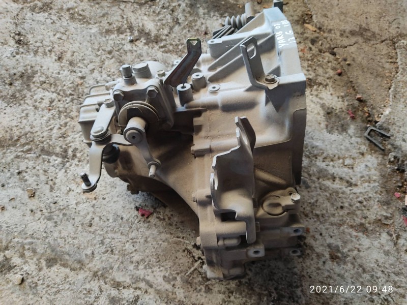 Recambio de caja cambios para toyota yaris (ncp1/nlp1/scp1) 1.3 expo referencia OEM IAM P031101683  