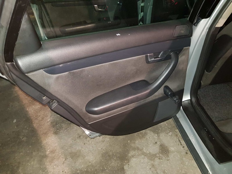 audi a4 berlina (8e) del año 2004