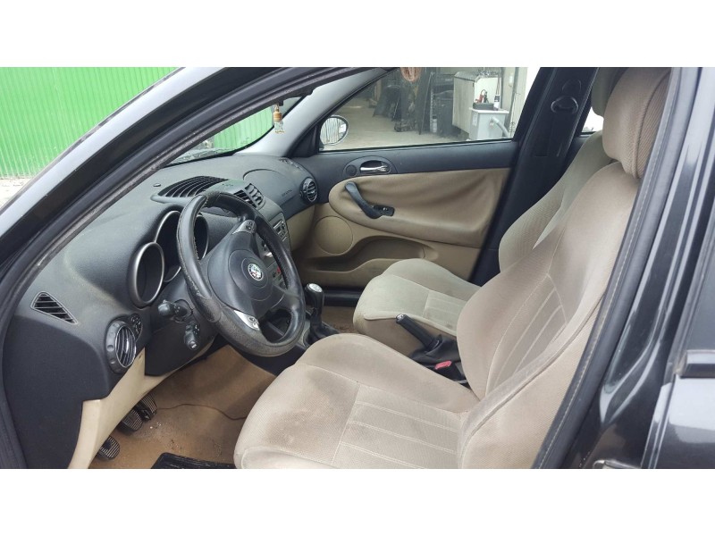 alfa romeo 147 (190) del año 2003