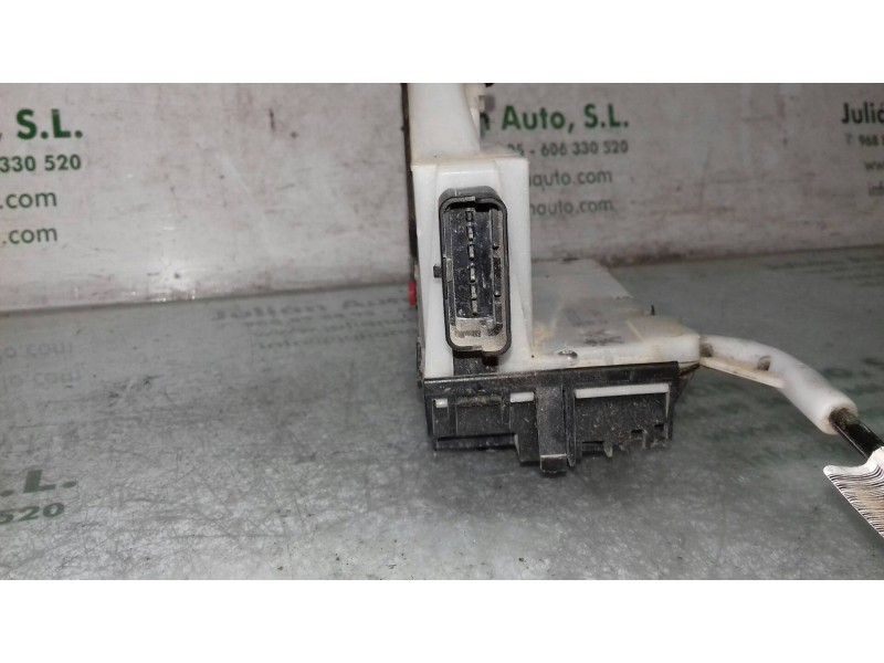 Recambio de cerradura puerta trasera izquierda para peugeot 208 allure referencia OEM IAM 9812501280 40737192R ELECTRICA