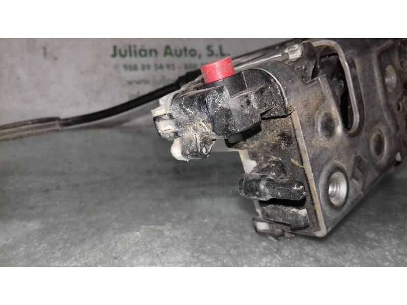 Recambio de cerradura puerta trasera izquierda para peugeot 208 allure referencia OEM IAM 9812501280 40737192R ELECTRICA