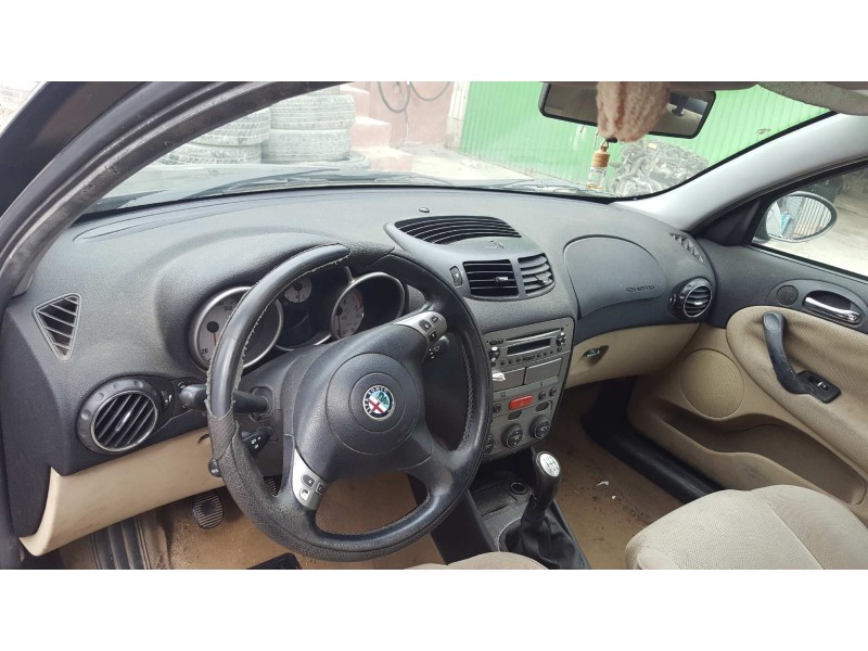 alfa romeo 147 (190) del año 2003