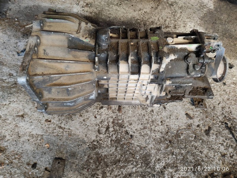 Recambio de caja cambios para tata safari 2.9d referencia OEM IAM 2284710S0910848  