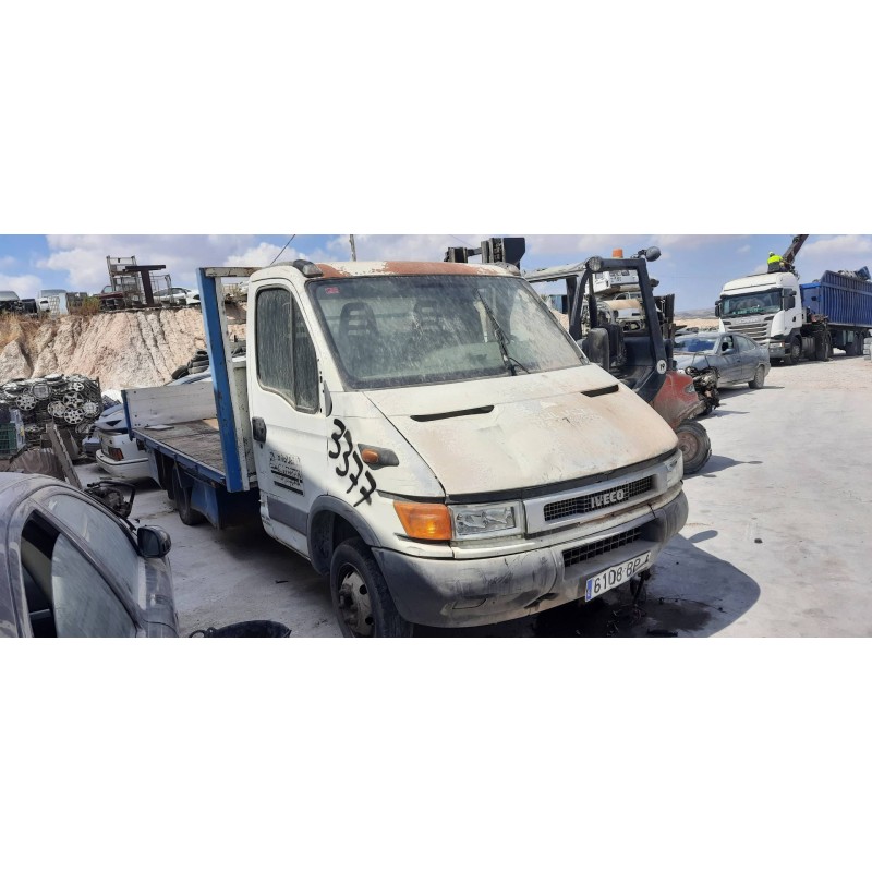 iveco daily caja abierta / volquete del año 2001