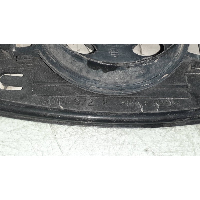 Recambio de cristal retrovisor derecho para ford escort berl./turnier referencia OEM IAM 3001972  