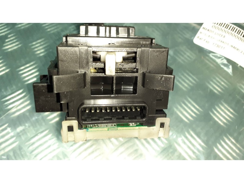 Recambio de mando luces para mitsubishi grandis (na0w) 2.0 di-d inform referencia OEM IAM 173011  17D706