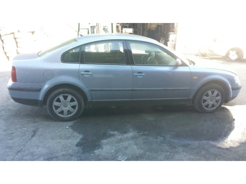volkswagen passat berlina (3b2) del año 1999