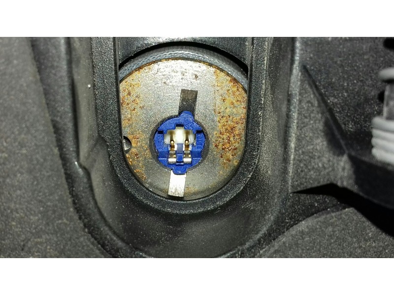 Recambio de airbag delantero izquierdo para peugeot 206 berlina x-line referencia OEM IAM 96441166ZR  DOS CONECTORES