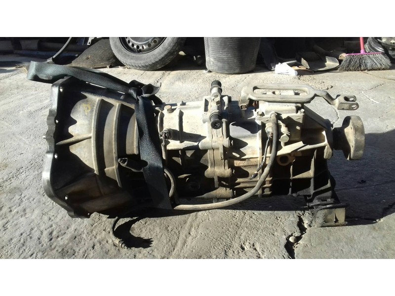 Recambio de caja cambios para ssangyong rodius xdi deluxe 4wd referencia OEM IAM G31020 MAD2703 5 VELOCIDADES