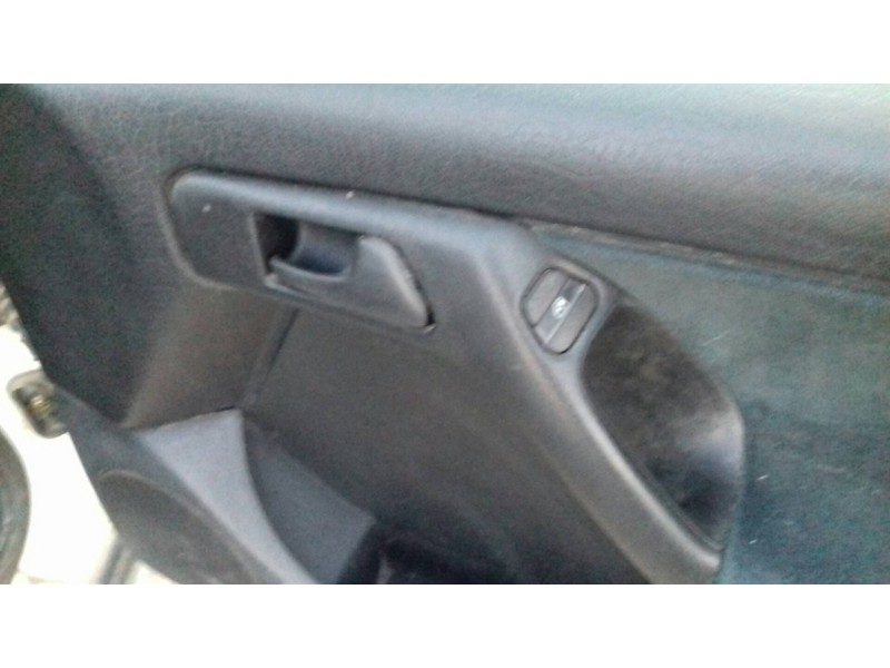 volkswagen golf iii berlina (1h1) del año 1996