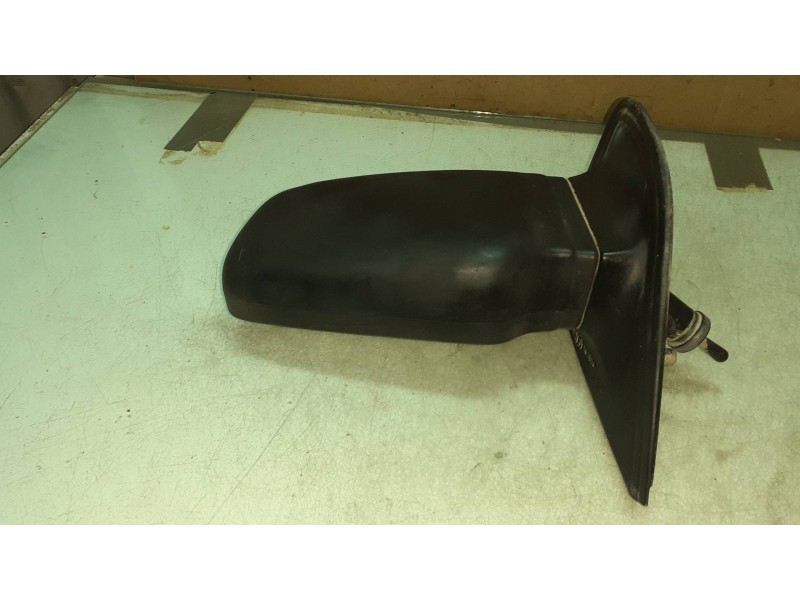 Recambio de retrovisor izquierdo para ford orion referencia OEM IAM C99ZA  MANUAL